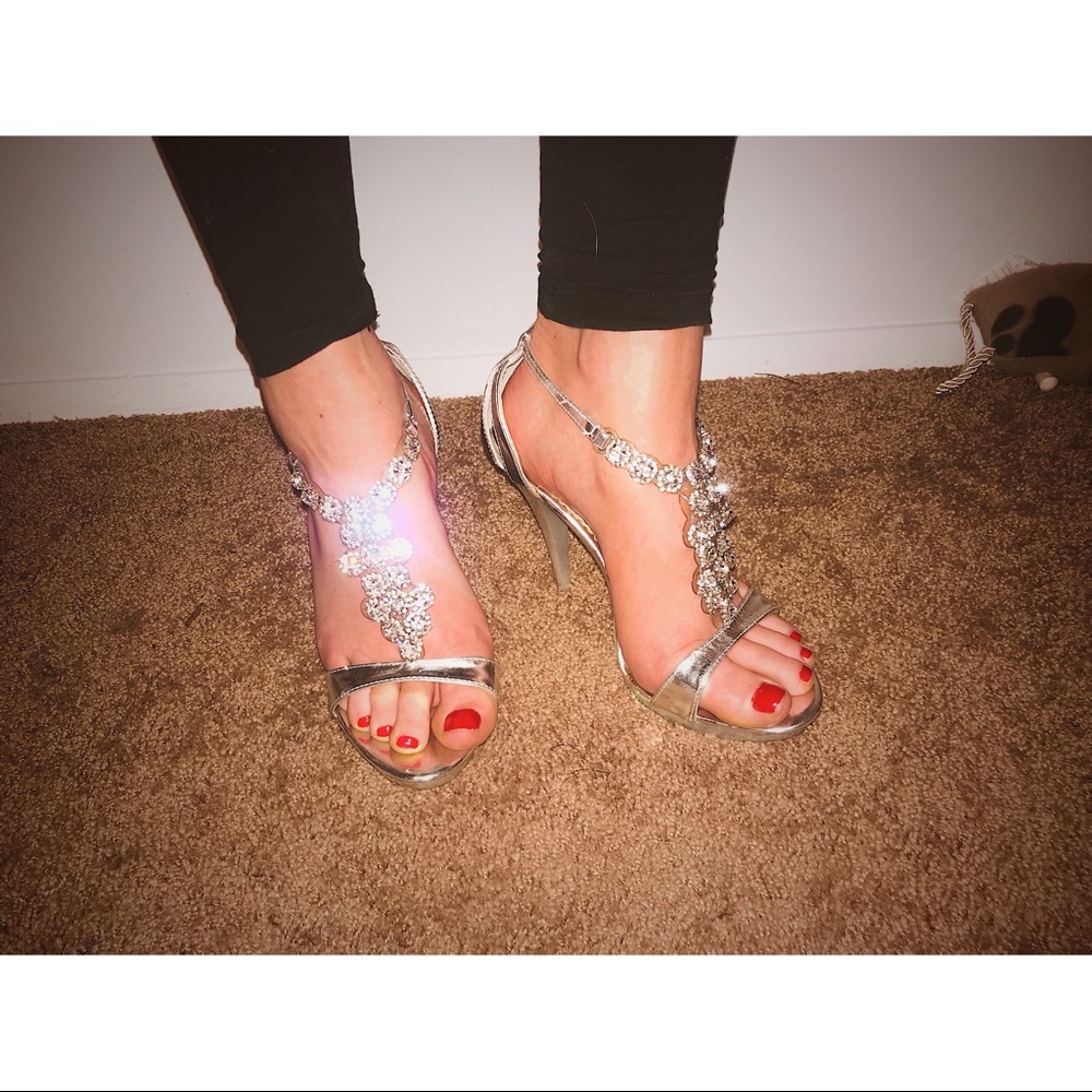 Gorgeous Michaelangelo Heels